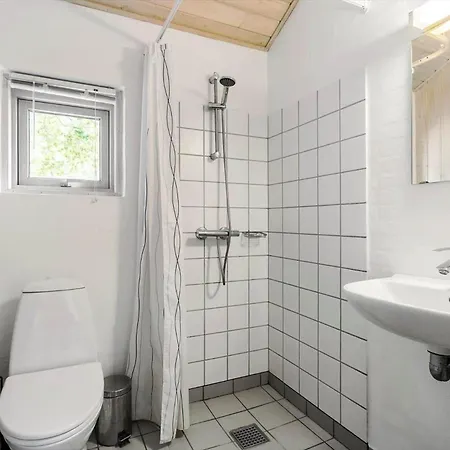 Nyaraló 1477-aakirkeby-strandparken-13 *